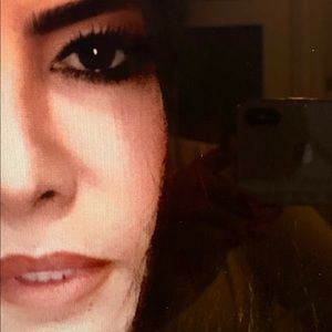 Meet your Posher, Ally